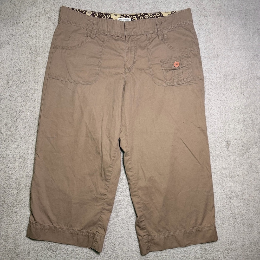 Lee Capri Pants Women’s 16 Medium 36x21 Just Below The Waist Beige High Rise